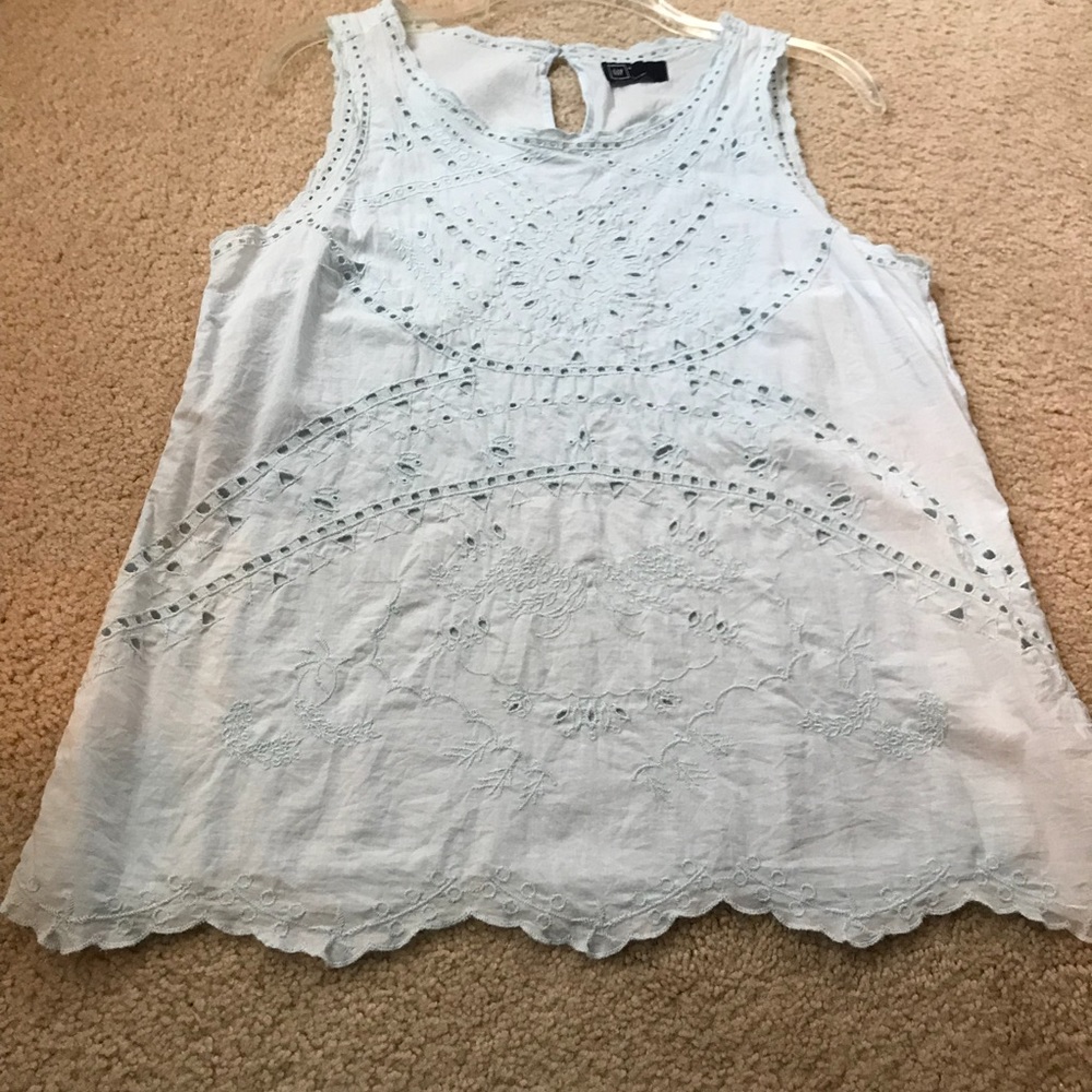 Gap Eyelet Tank